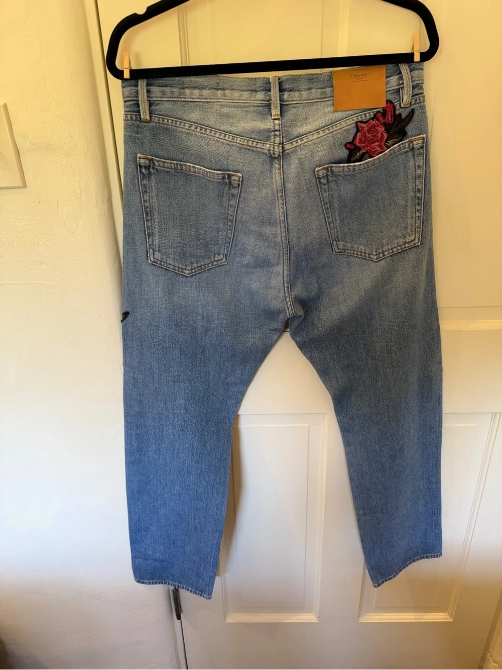 FRAME Le Original Floral Patch Jeans Size 27 Embroidered Roses - Picture 3 of 4